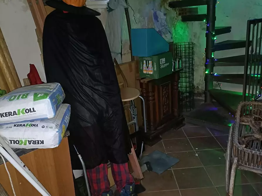 Immagine 22 di Casa semindipendente in vendita  a Carrara