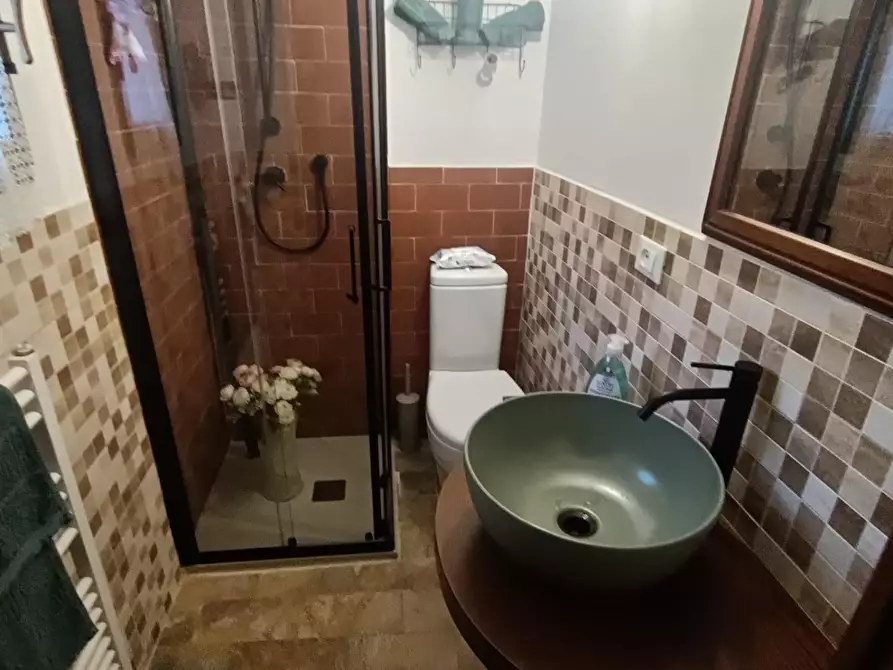 Immagine 5 di Casa semindipendente in vendita  a Carrara