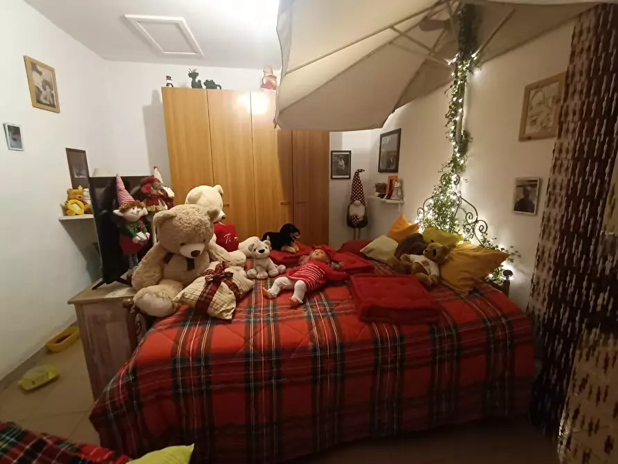 Immagine 9 di Casa semindipendente in vendita  a Carrara