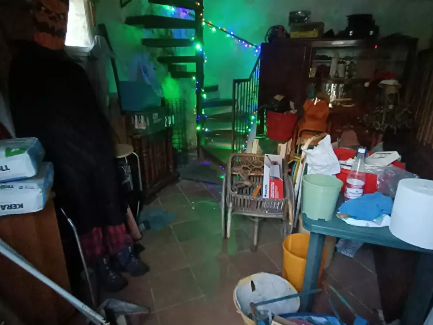 Immagine 19 di Casa semindipendente in vendita  a Carrara