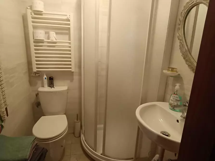 Immagine 7 di Casa semindipendente in vendita  a Carrara