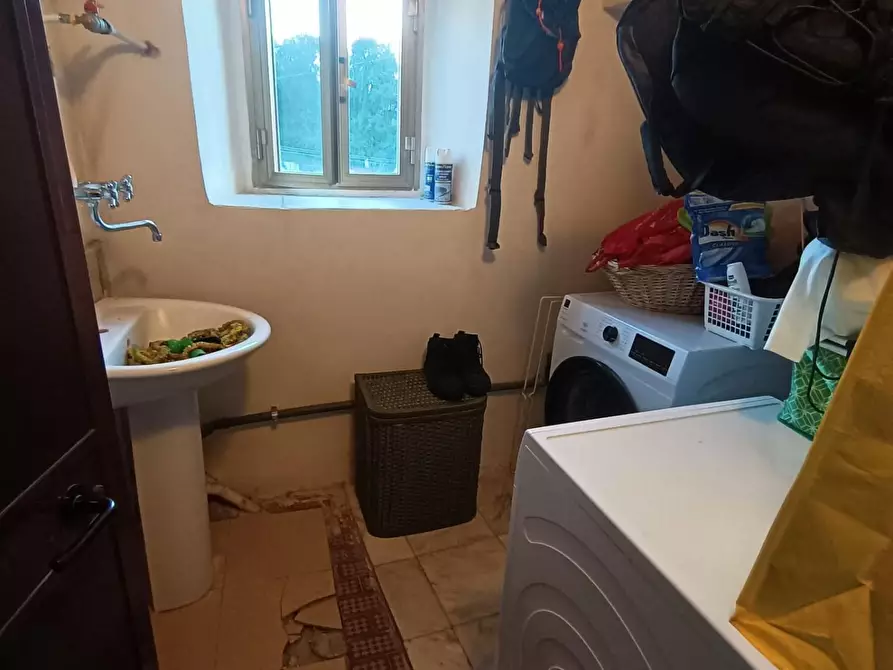 Immagine 23 di Casa semindipendente in vendita  a Carrara