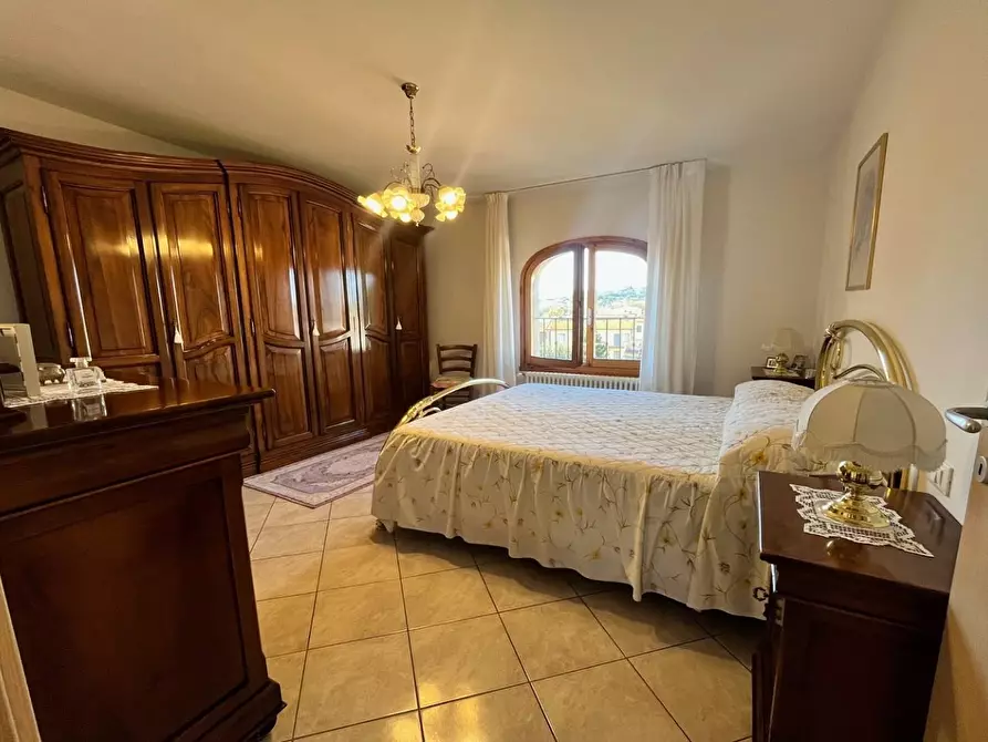 Immagine 9 di Appartamento in vendita  a Certaldo