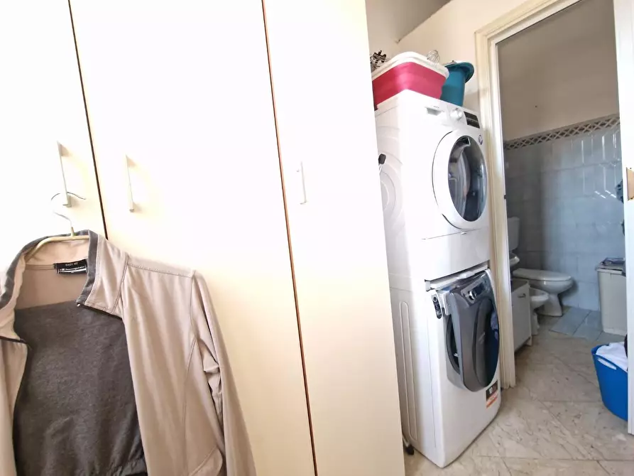 Immagine 15 di Appartamento in vendita  a Carrara