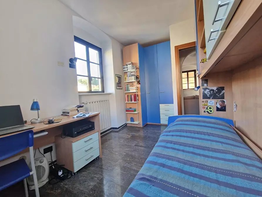 Immagine 9 di Appartamento in vendita  a Carrara