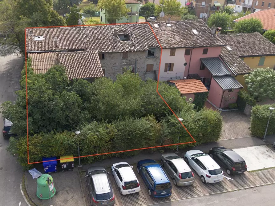 Immagine 11 di Casa semindipendente in vendita  a Sant'ilario D'enza