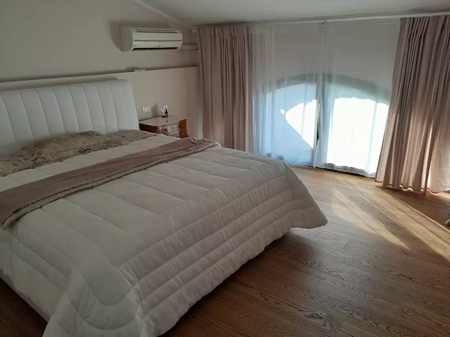 Immagine 43 di Terratetto in vendita  a San Giuliano Terme