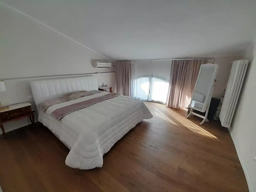 Immagine 39 di Terratetto in vendita  a San Giuliano Terme