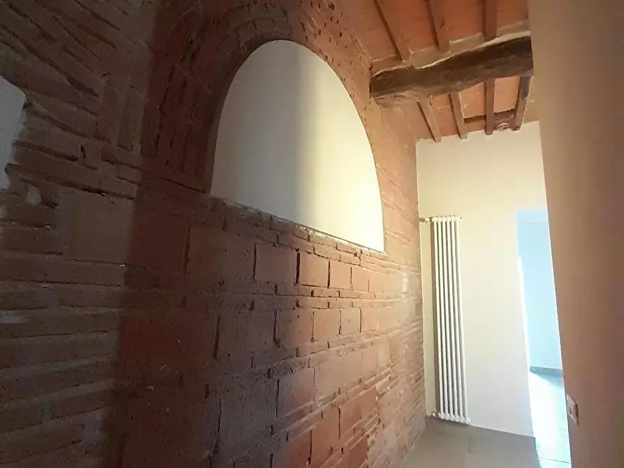 Immagine 28 di Terratetto in vendita  a San Giuliano Terme