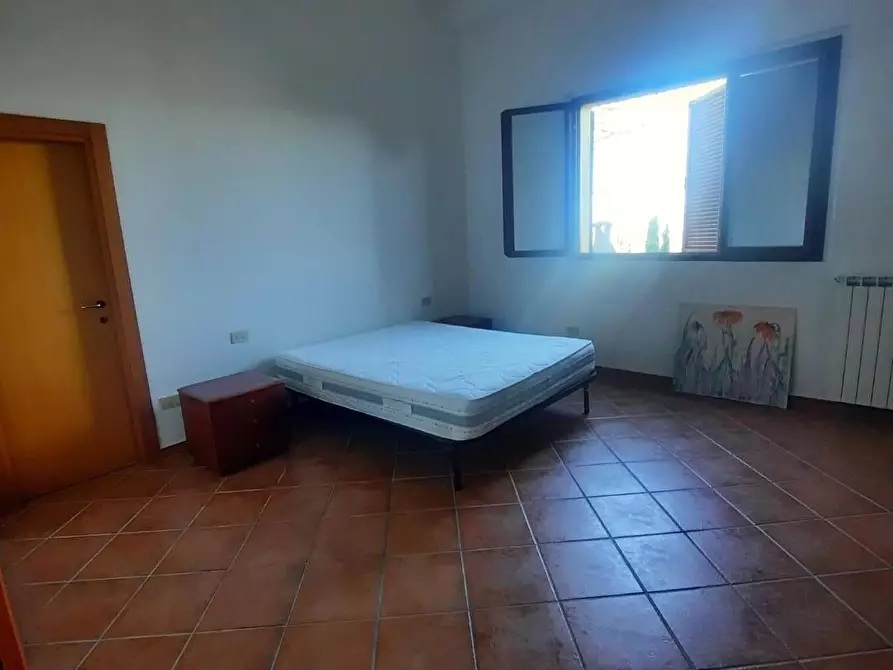 Immagine 4 di Appartamento in affitto  a Carmignano