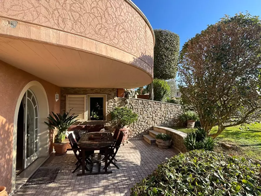 Immagine 28 di Villa in vendita  a San Miniato