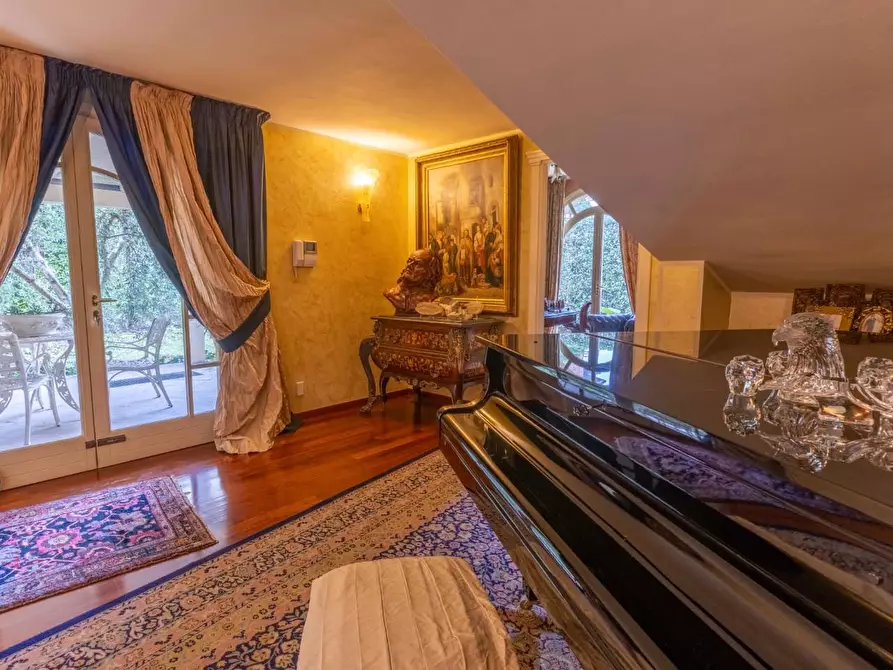 Immagine 53 di Villa in vendita  a San Miniato