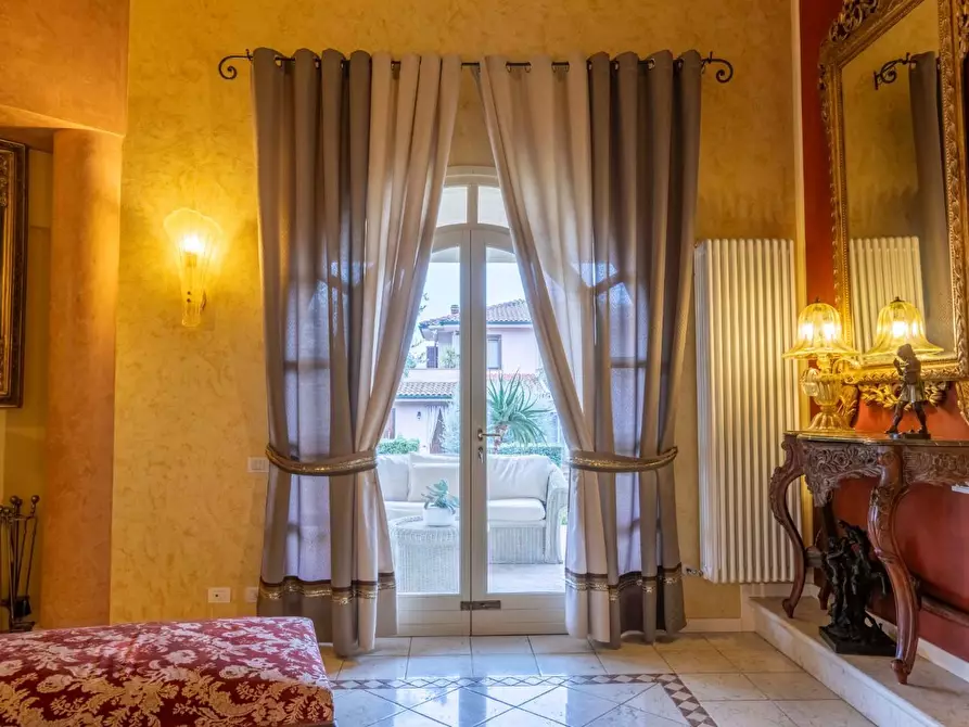 Immagine 43 di Villa in vendita  a San Miniato