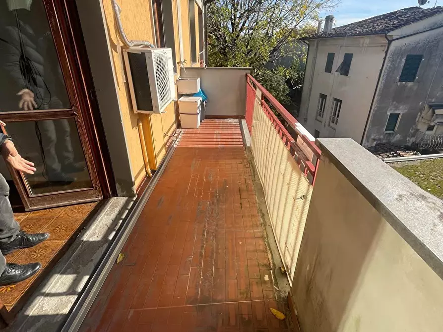 Immagine 14 di Appartamento in vendita  a Lucca