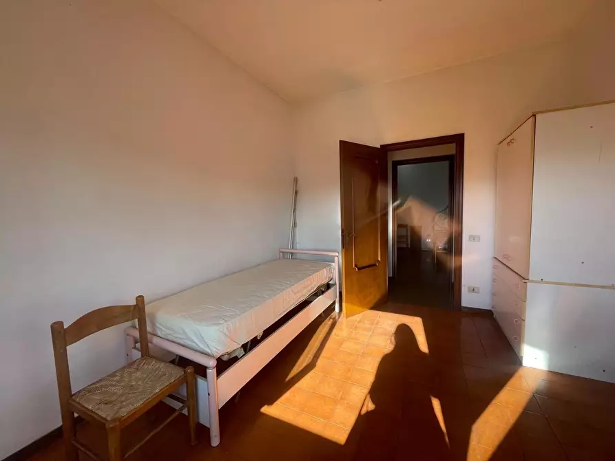 Immagine 8 di Appartamento in vendita  a Lucca