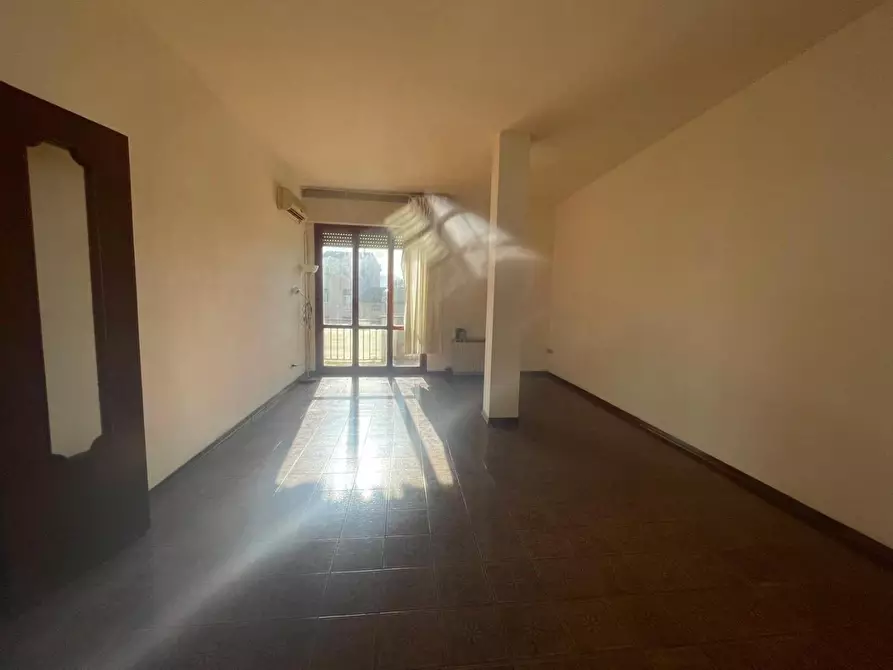 Immagine 5 di Appartamento in vendita  a Lucca