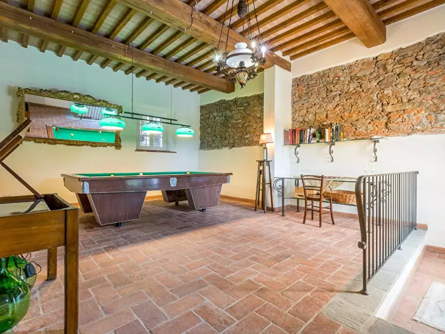 Immagine 5 di Villa in vendita  a Vecchiano