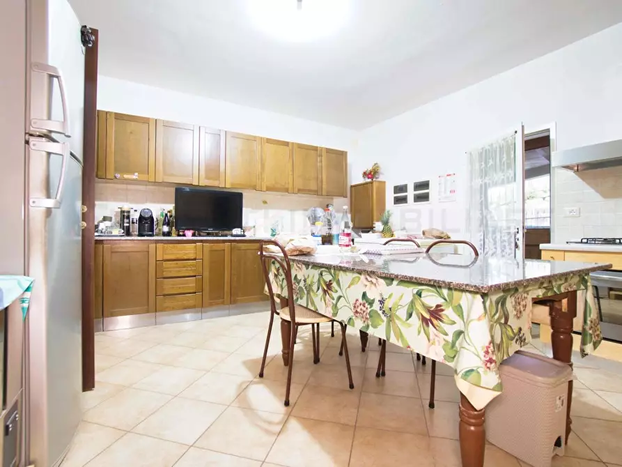 Immagine 6 di Casa indipendente in vendita  a Piombino