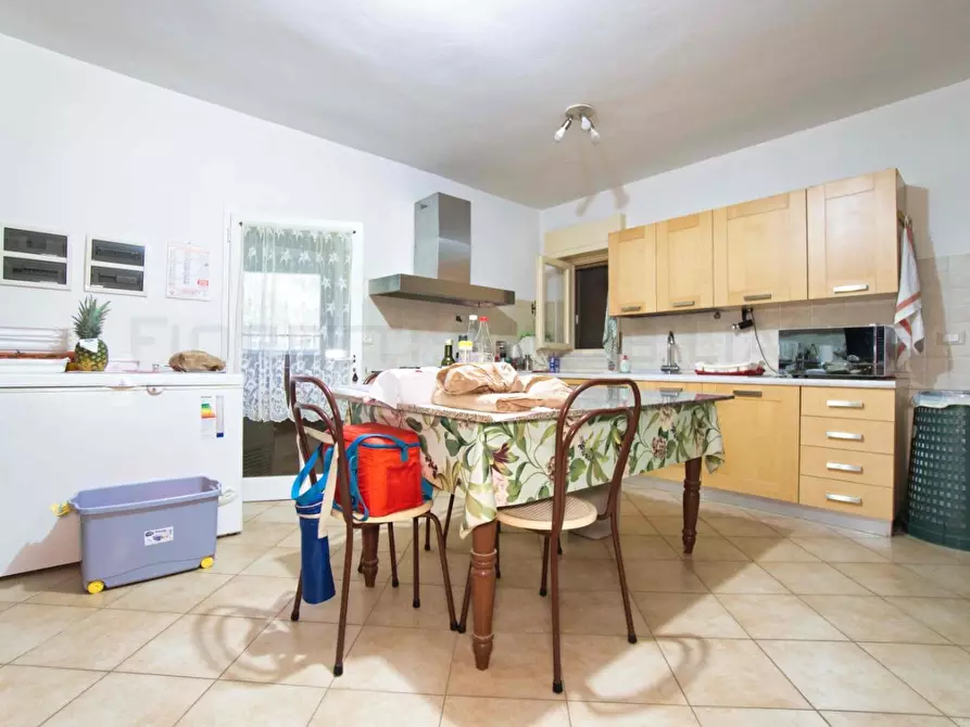 Immagine 4 di Casa indipendente in vendita  a Piombino