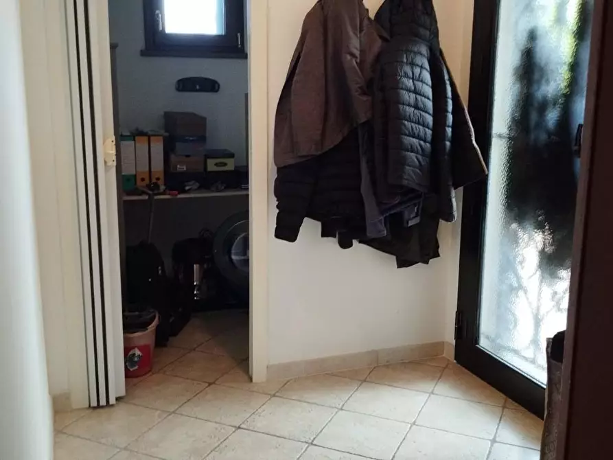 Immagine 13 di Casa bifamiliare in vendita  a Cascina