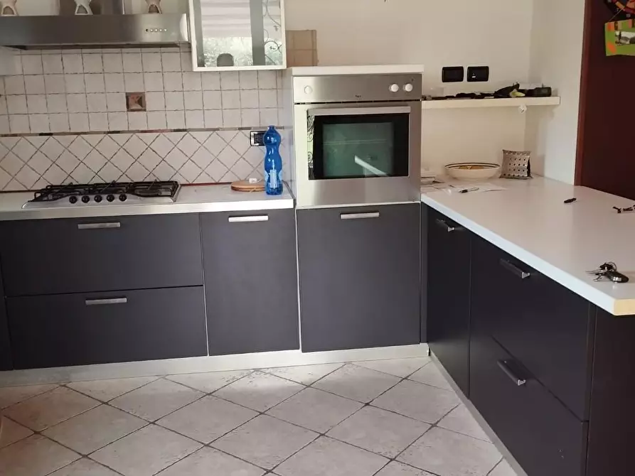 Immagine 15 di Casa bifamiliare in vendita  a Cascina