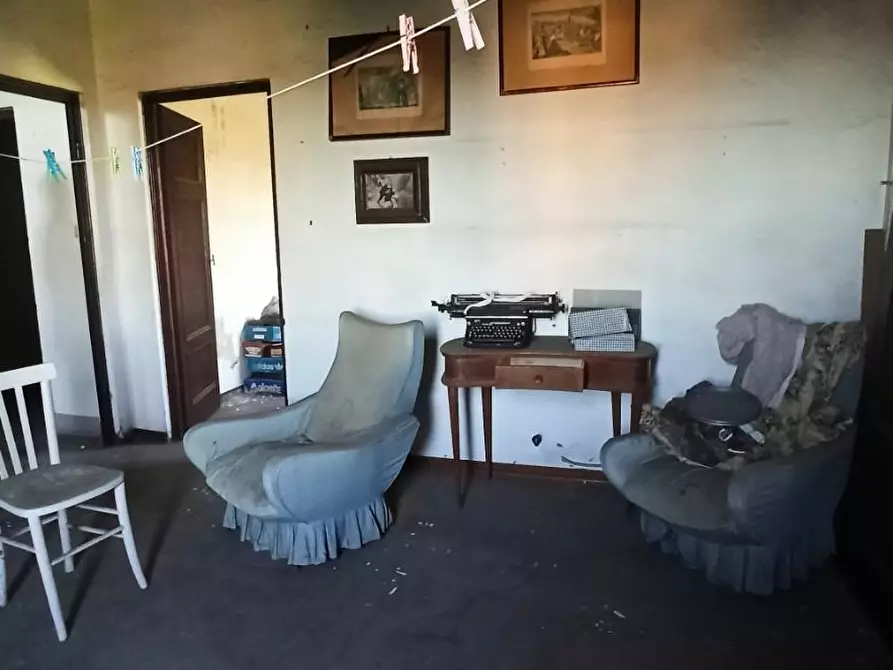 Immagine 36 di Casa indipendente in vendita  a Lucca