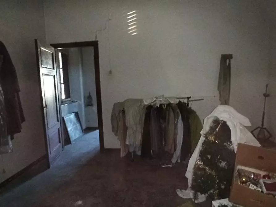 Immagine 27 di Casa indipendente in vendita  a Lucca