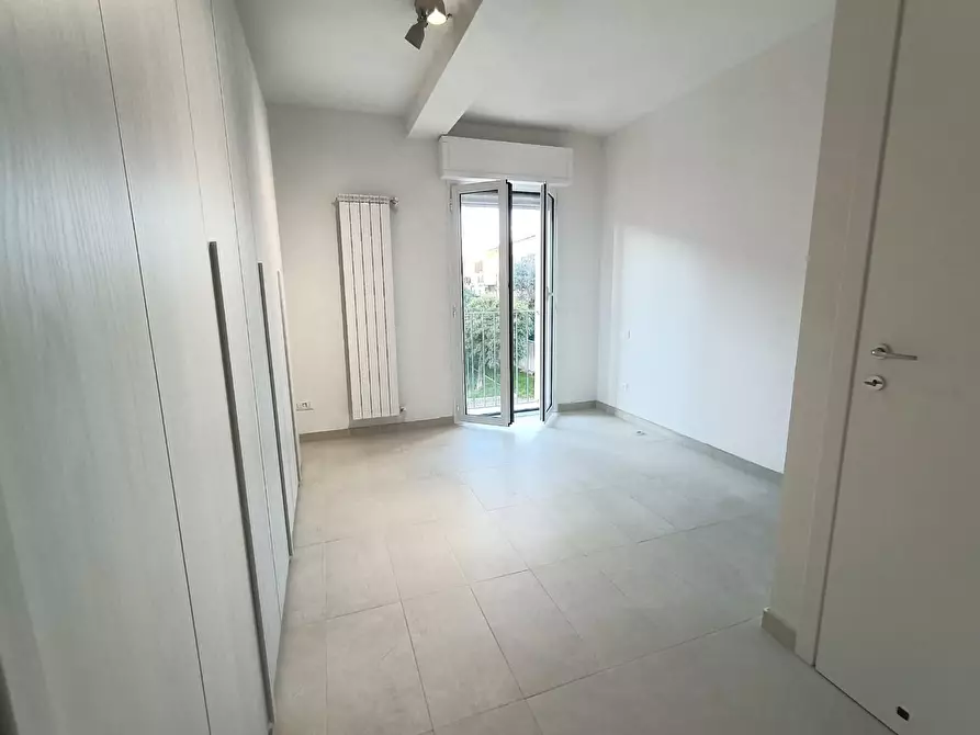 Immagine 9 di Appartamento in vendita  a Castelnuovo Magra