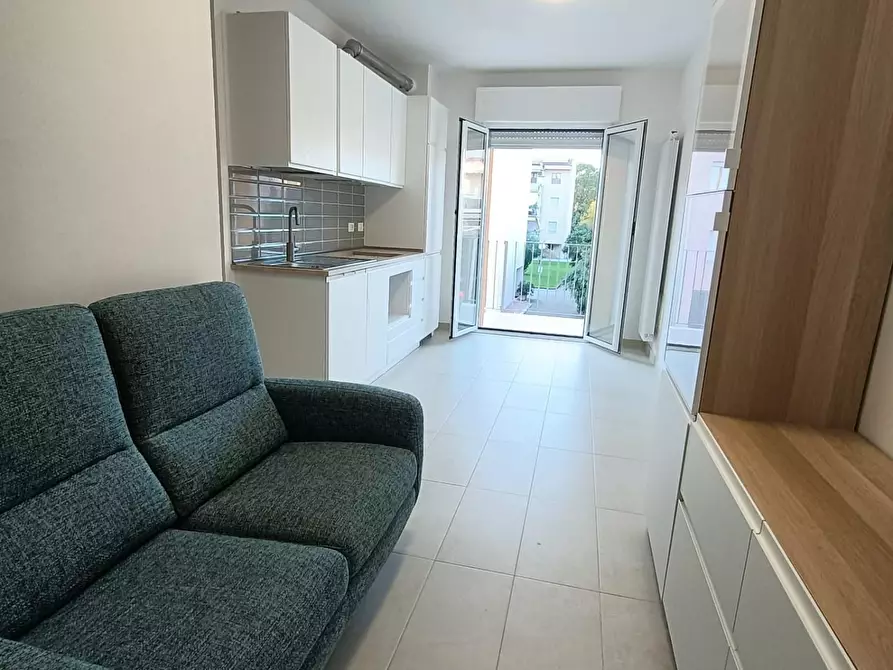 Immagine 17 di Appartamento in vendita  a Castelnuovo Magra