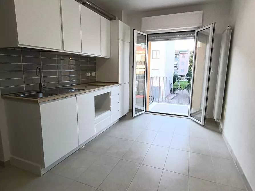 Immagine 19 di Appartamento in vendita  a Castelnuovo Magra