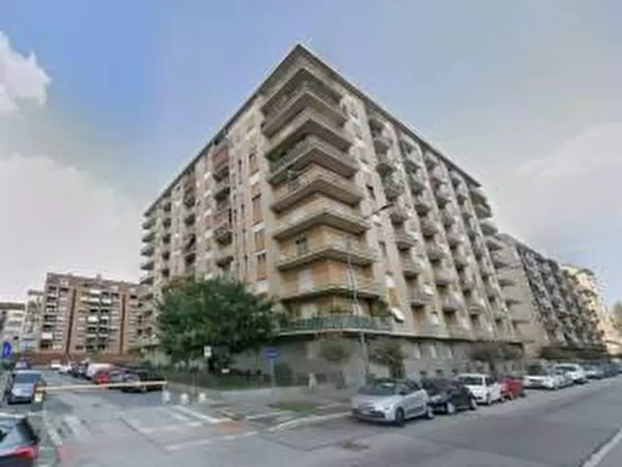 Immagine 1 di Appartamento in vendita  a Torino