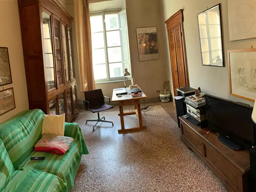 Immagine 12 di Appartamento in vendita  a Pisa