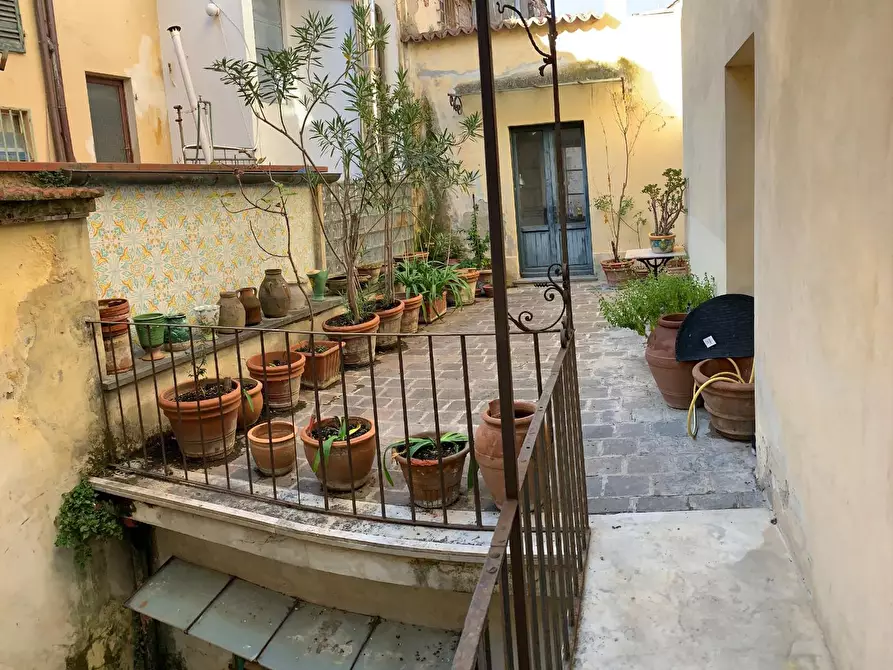 Immagine 5 di Appartamento in vendita  a Pisa