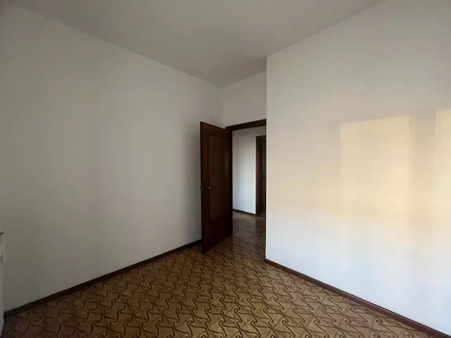 Immagine 11 di Appartamento in vendita  a Livorno