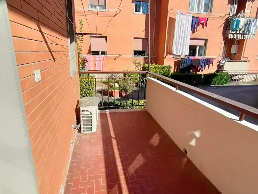 Immagine 10 di Appartamento in vendita  a Massa