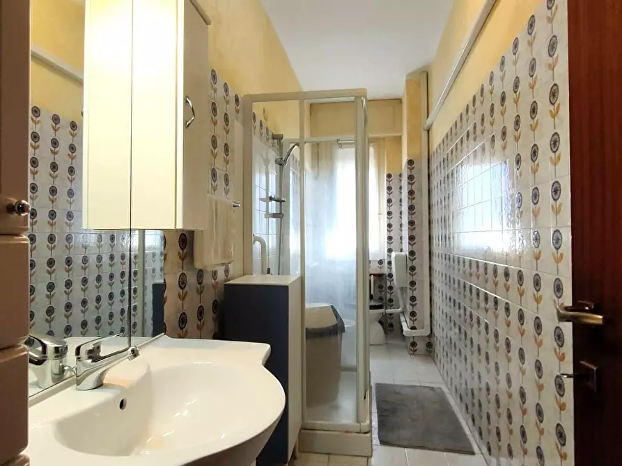 Immagine 9 di Appartamento in vendita  a Massa