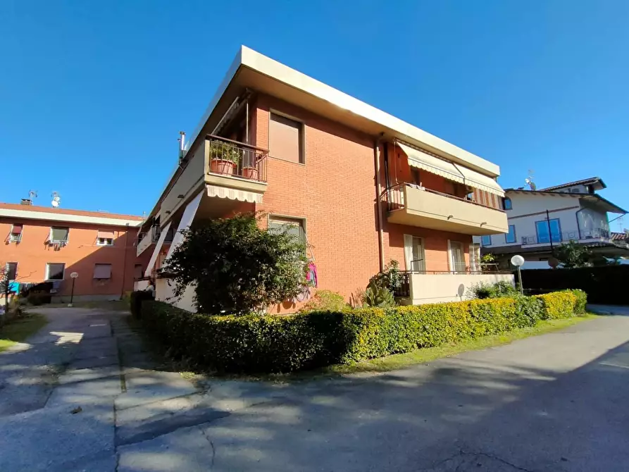 Immagine 14 di Appartamento in vendita  a Massa