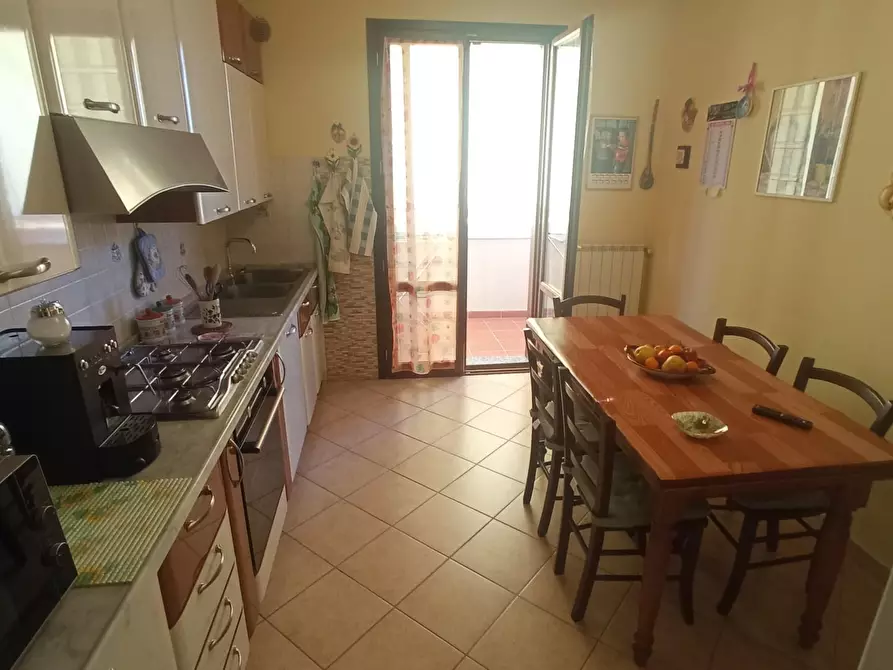 Immagine 8 di Appartamento in vendita  a Montopoli In Val D'arno