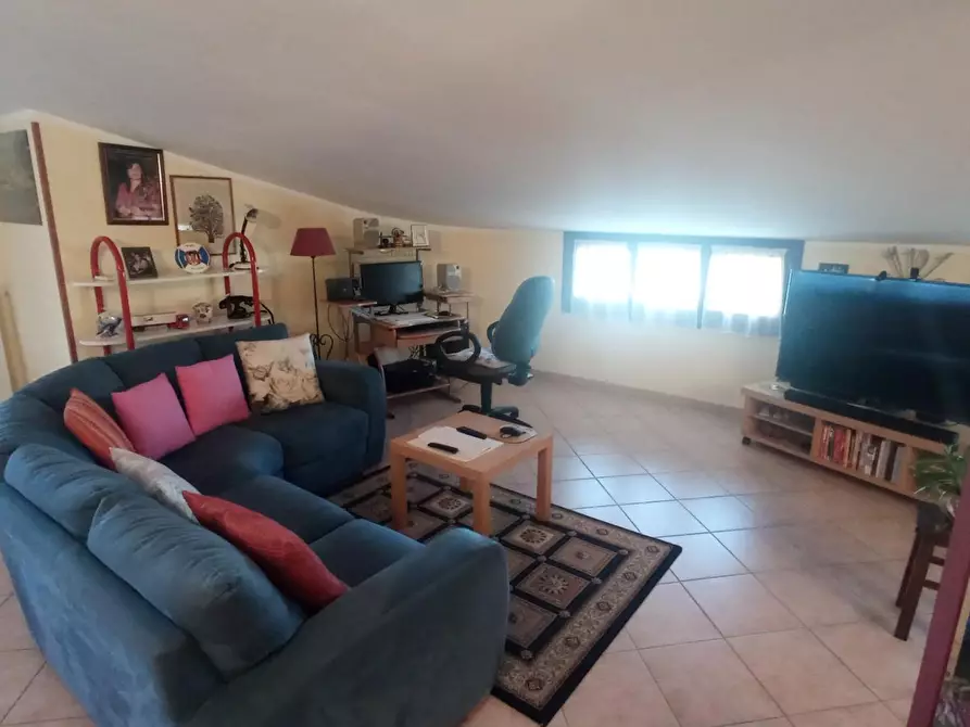 Immagine 26 di Appartamento in vendita  a Montopoli In Val D'arno