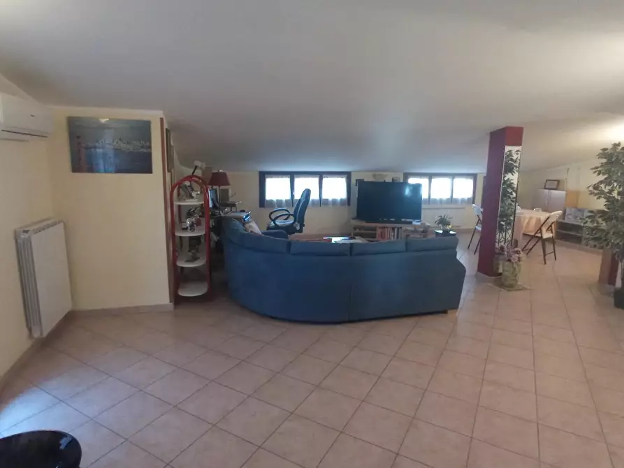 Immagine 28 di Appartamento in vendita  a Montopoli In Val D'arno