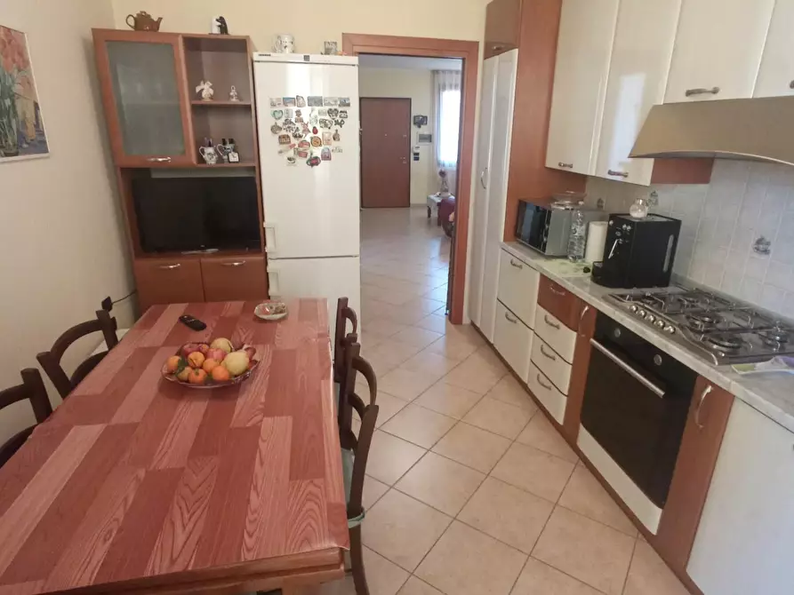 Immagine 9 di Appartamento in vendita  a Montopoli In Val D'arno