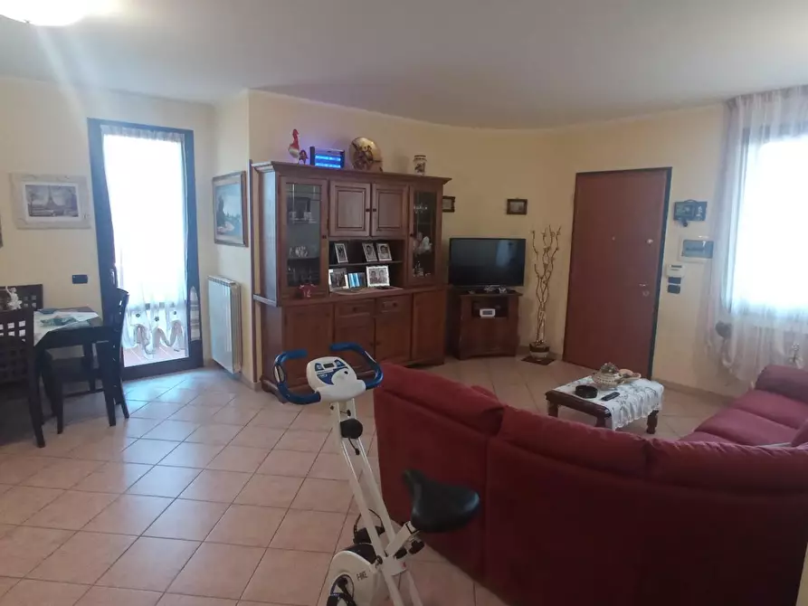 Immagine 4 di Appartamento in vendita  a Montopoli In Val D'arno