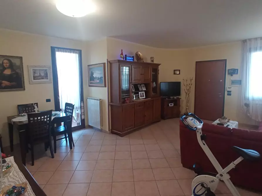 Immagine 3 di Appartamento in vendita  a Montopoli In Val D'arno