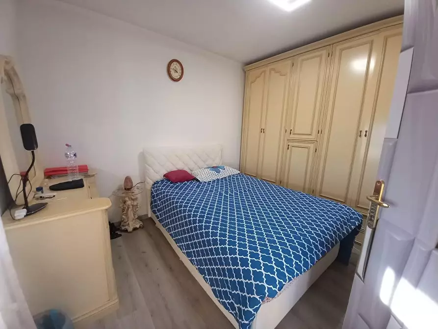 Immagine 11 di Appartamento in vendita  a Pontedera