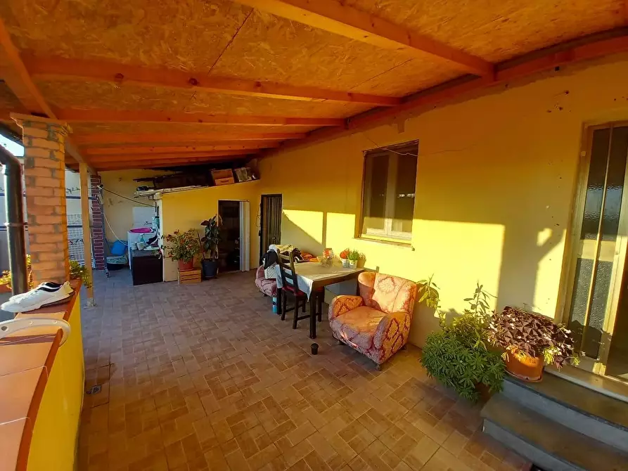 Immagine 8 di Appartamento in vendita  a Pontedera