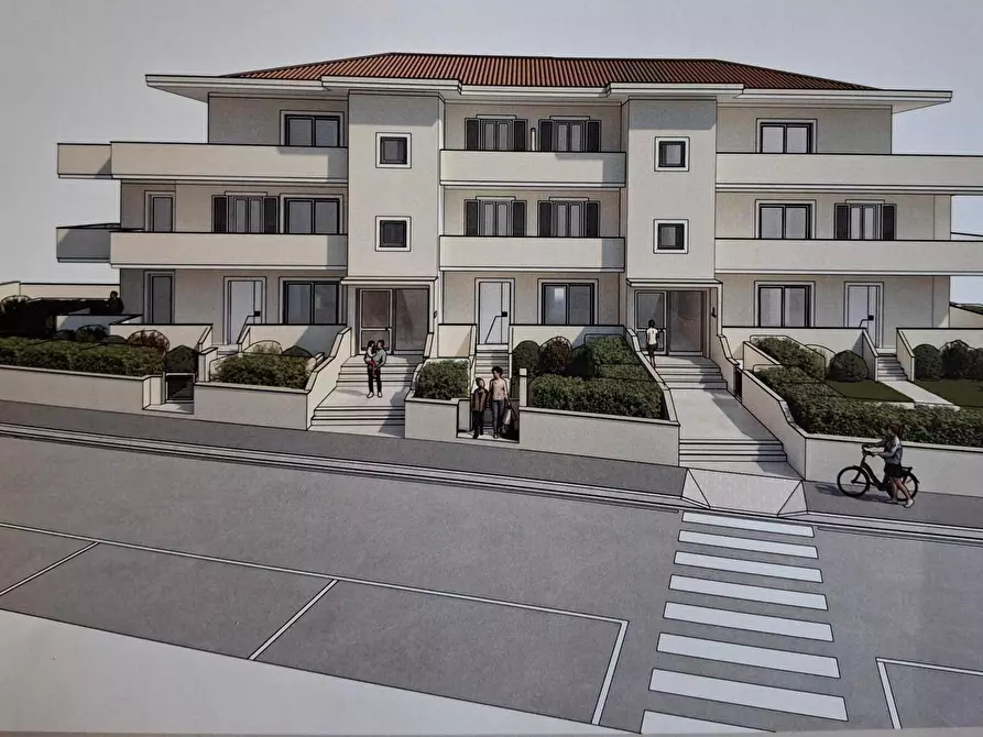 Immagine 2 di Appartamento in vendita  a Capraia E Limite