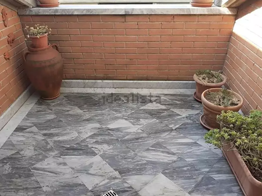 Immagine 23 di Appartamento in vendita  a Carrara