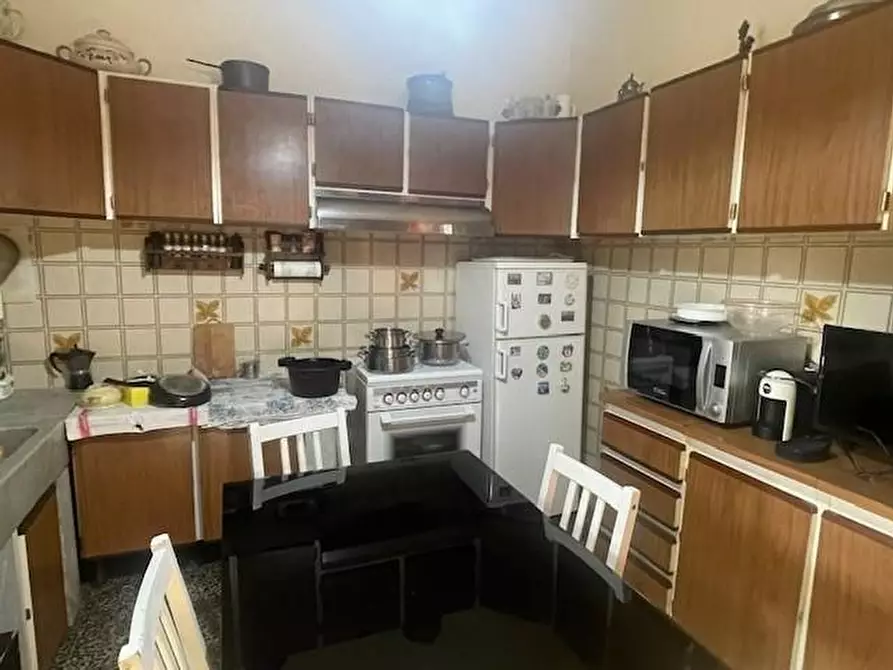 Immagine 17 di Casa bifamiliare in vendita  a Carrara