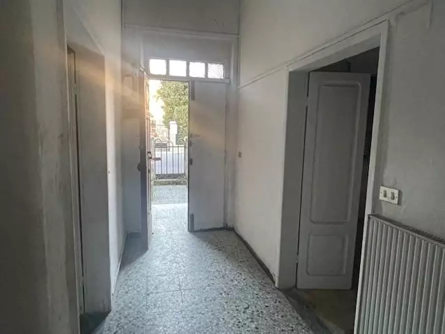 Immagine 6 di Casa bifamiliare in vendita  a Carrara