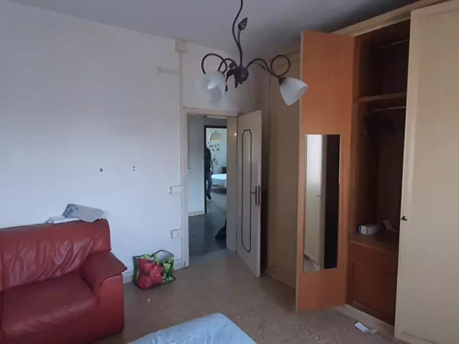 Immagine 9 di Appartamento in vendita  a Castellina Marittima